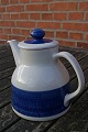 Blaue Koka swedisch Geschirr, die Kaffeekannen mit Deckel