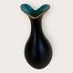 Retro-Vase, außen schwarz, innen türkis/blau, undeutlich signiert, möglicherweise Nr. 608, 19 cm ...