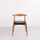Stuhl Modell CH20, 1956 von Hans J. Wegner (1914–2007) entworfen und von Carl Hansen & Søn ...