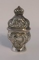 Fritz Sophus Albertus. Silbernes Riechdose. Höhe 7,5 cm.