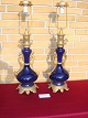 2 Stück Große 
französische 
Pracht 
Tischlampen
Mit 
vergoldeten 
Bronzemontierungen 
auf ...