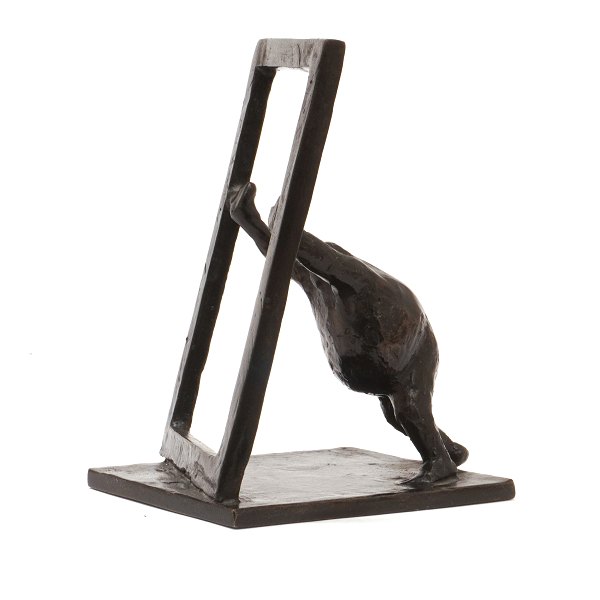 Keld Moseholm, 1936-2023, Figur aus Bronze. Signiert. H: 10,5cm. B: 7,5cm. T: 
8,5cm