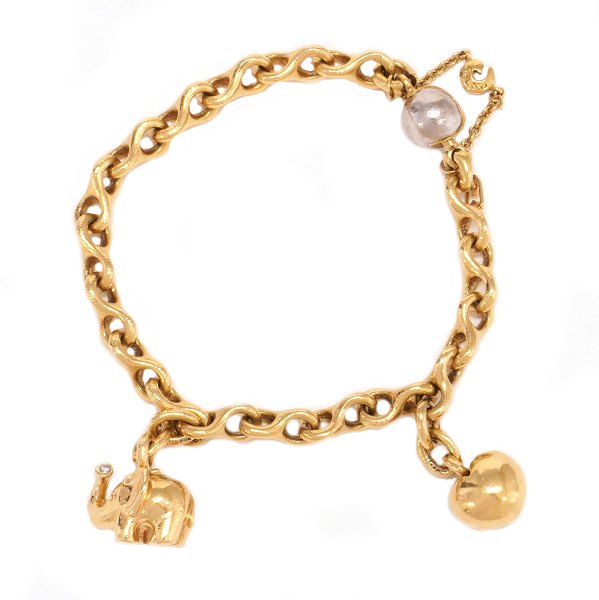 Ole Lynggaard Copenhagen Armband aus 14kt Gold mit Charms und Kugelschliesse. L: 
19,5cm