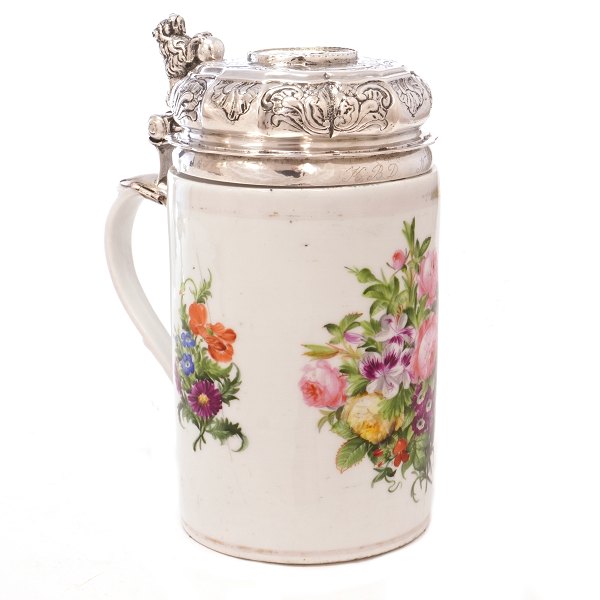 Früher Porzellan Becher mit Silbedeckel von Detlef Pape, Kopenhagen, 1750er Jahre. H: 21cm