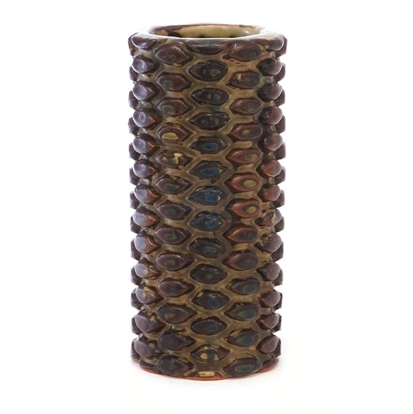 Frühe Axel Salto Vase aus Steinzeug für Royal Copenhagen signiert Salto 1941/1947. H: 15,2cm. D: 7cm