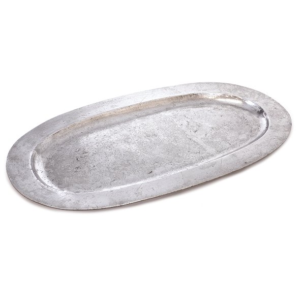 Grosses, ovales Zinntablett. Friedrich Friedrich, Kopenhagen, 1747-1797, um 1780.Masse: 77x43cm